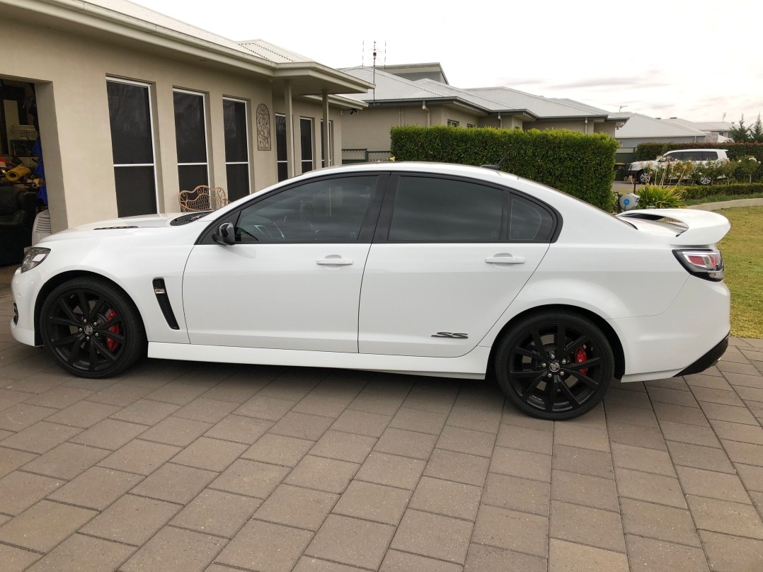 2017 Holden SS V Redline commodore