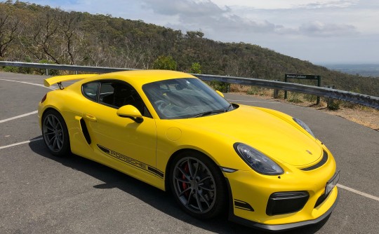 2016 Porsche CAYMAN