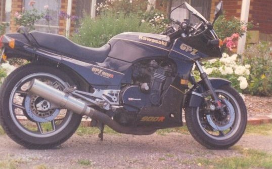 1985 Kawasaki GPZ 900R