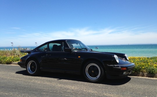 1988 Porsche 911 3.2 Carrera Sport