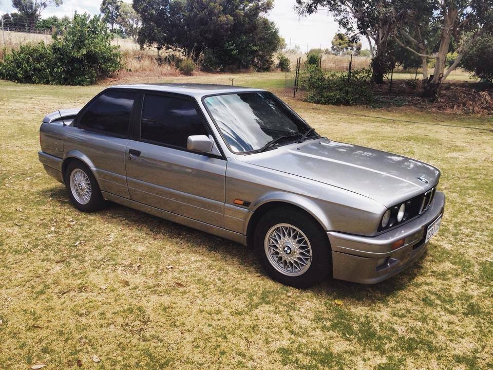 1988 BMW E30 325is
