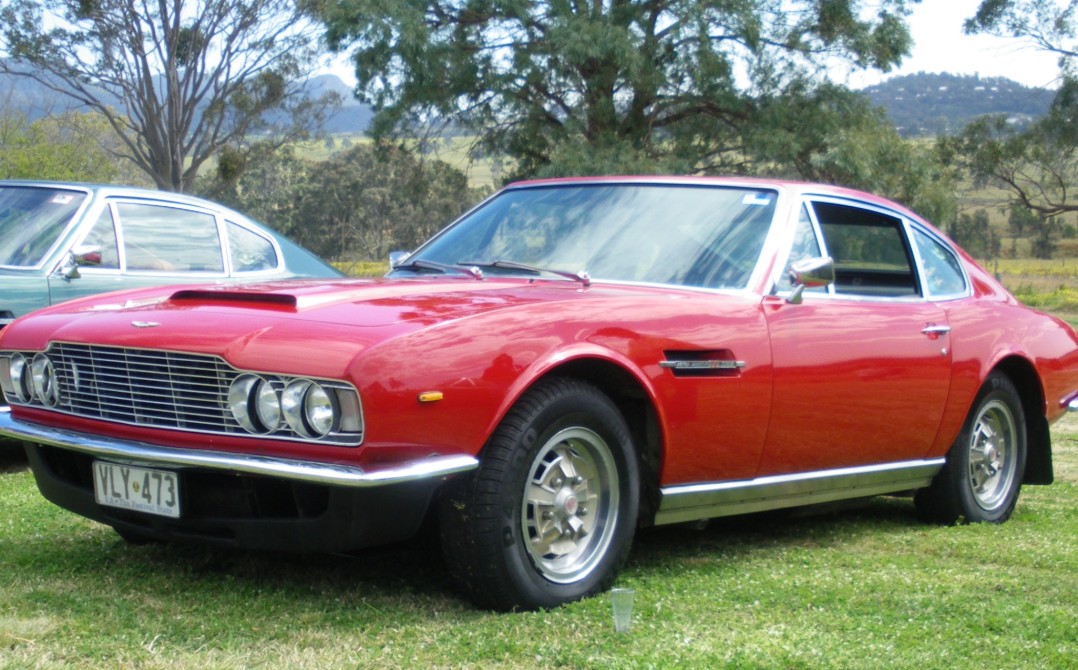 1971 Aston Martin DBS V8