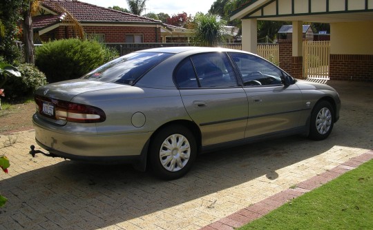 2000 Holden COMMODORE ACCLAIM