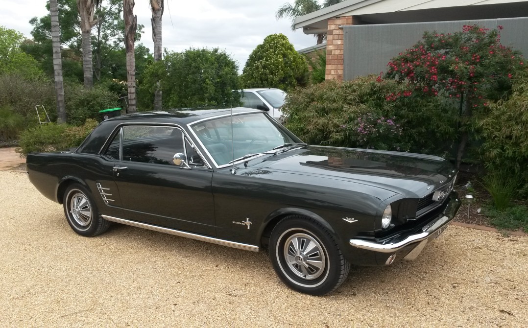 1966 Ford MUSTANG