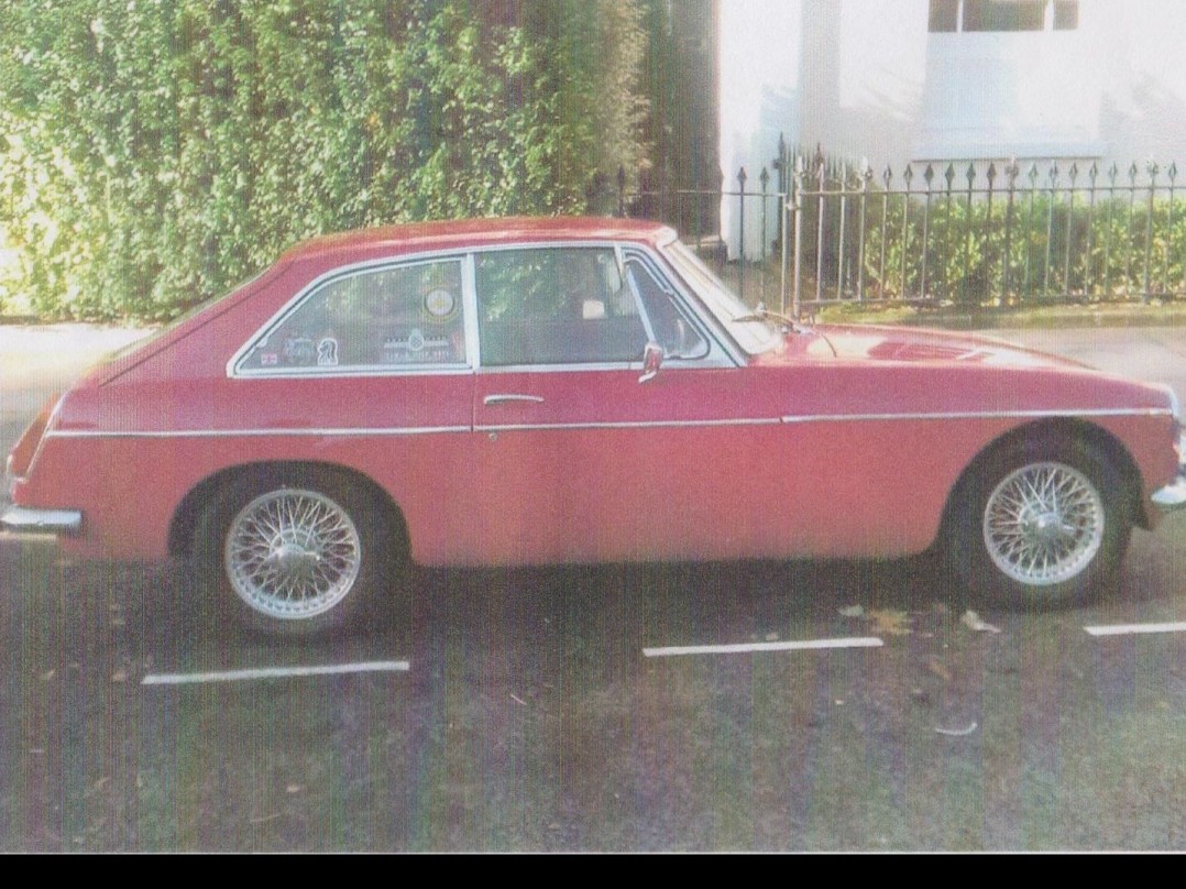 1971 MG B GT