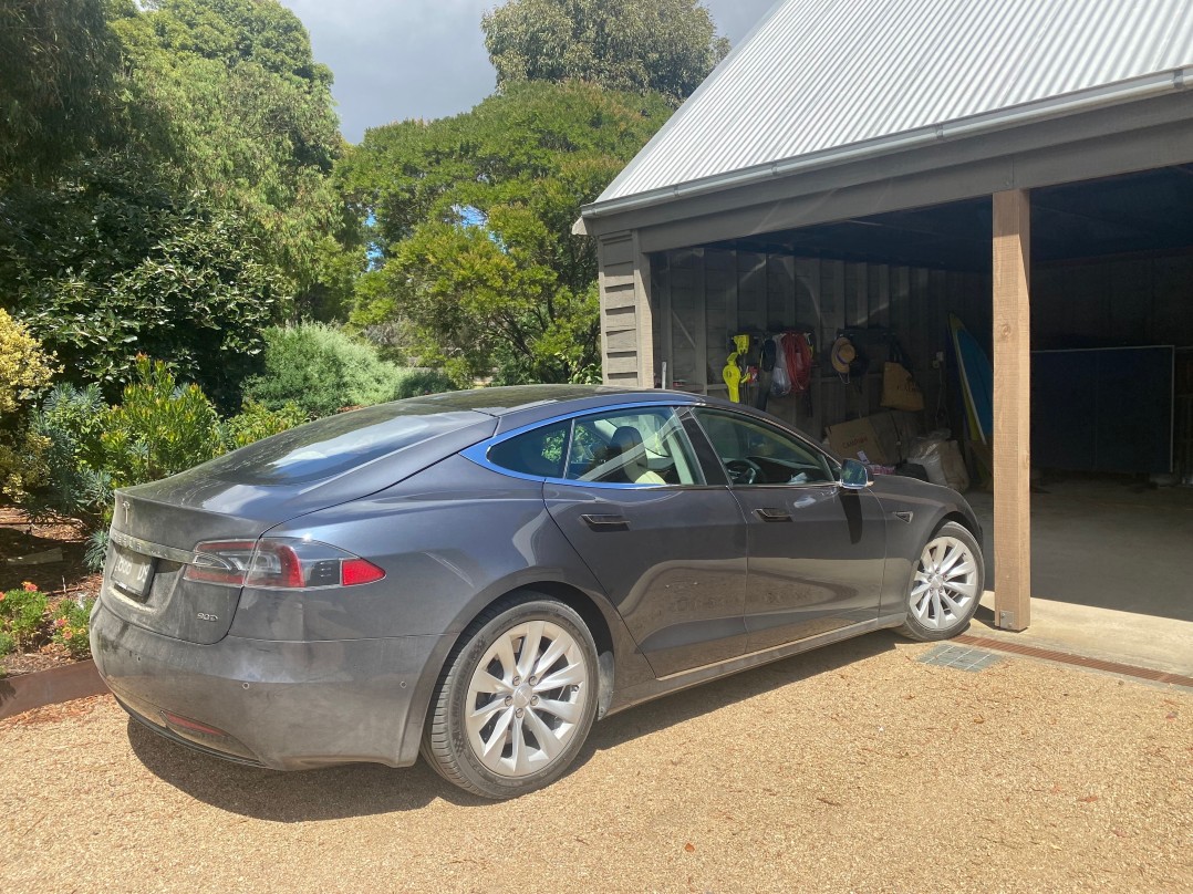 2017 Tesla S