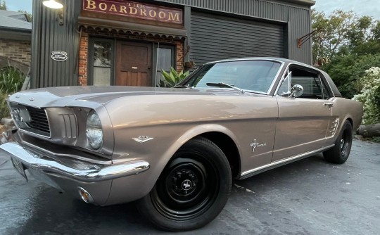 1966 Ford MUSTANG