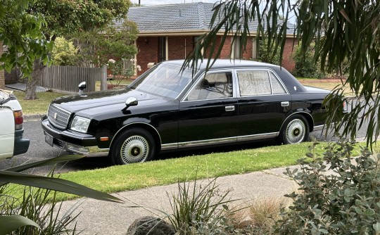 2000 Toyota Century