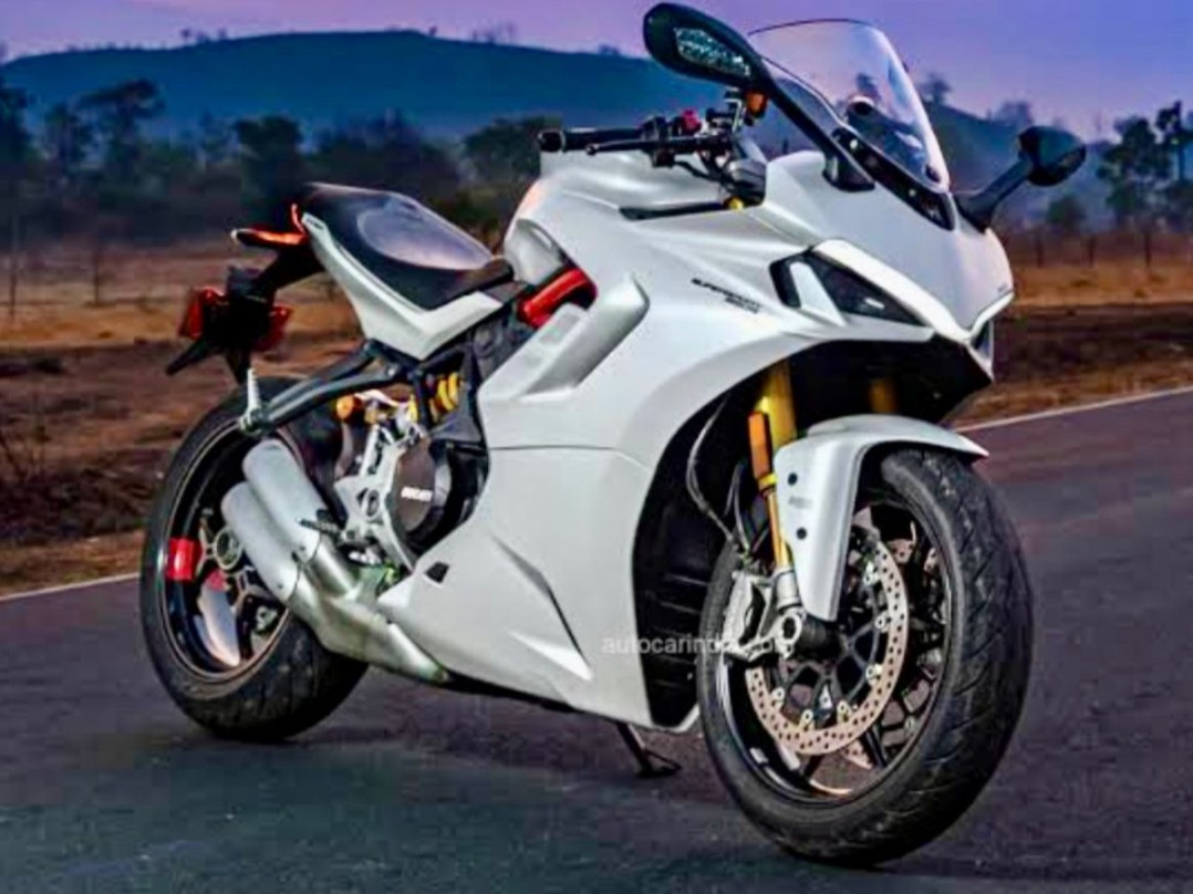 2023 Ducati Supersport s