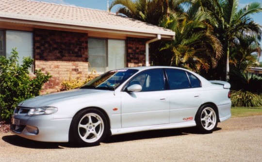 1998 Holden COMMODORE