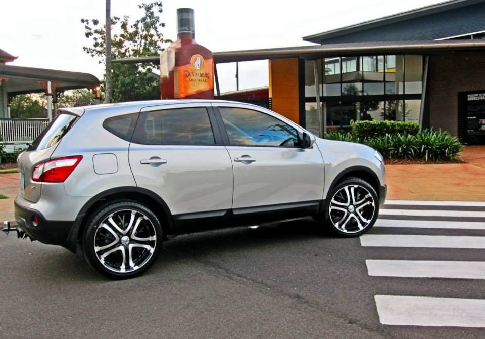 2011 Nissan DUALIS ST (4x2)