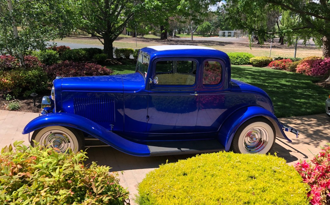 1932 Ford b