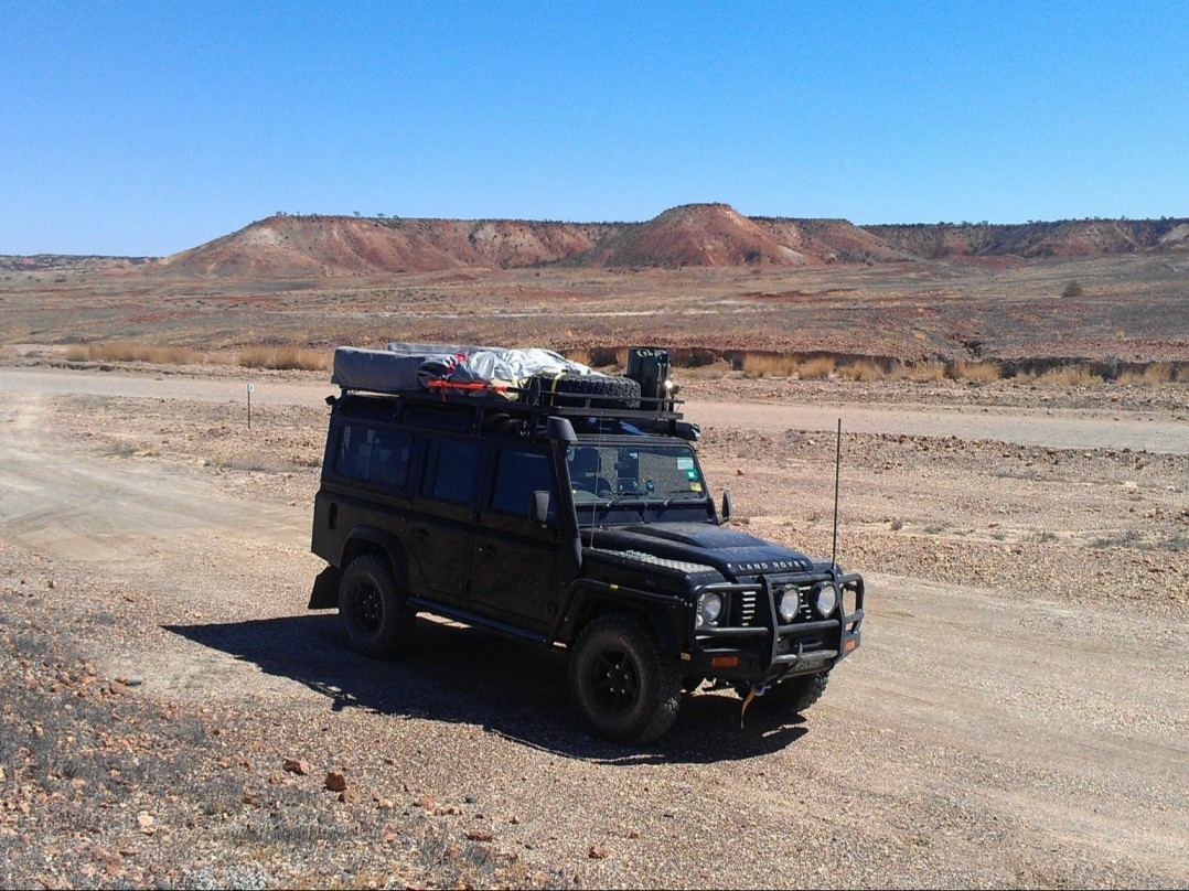 2010 Land Rover DEFENDER 110 (4x4)