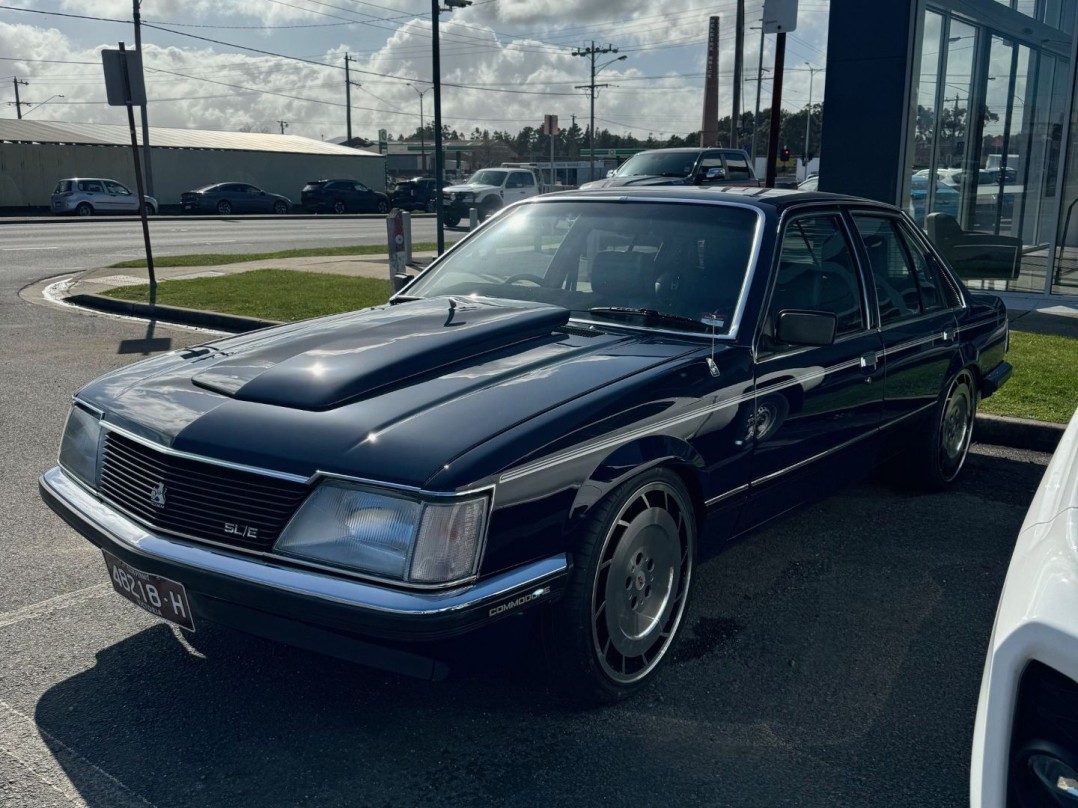 1982 Holden COMMODORE SLE