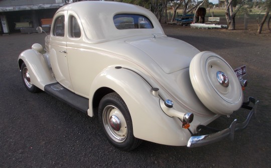 1936 Ford V8 coupe