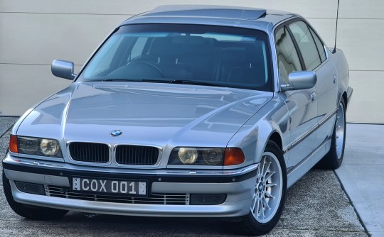 1995 BMW E38 740il