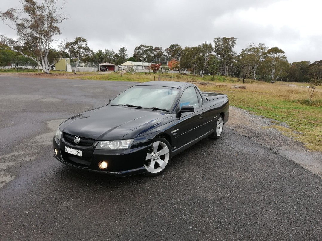 2006 Holden COMMODORE SS THUNDER