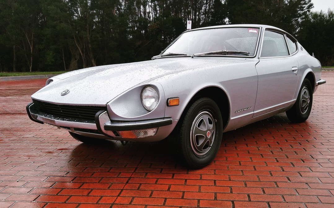Silver 240z Restoration Photos