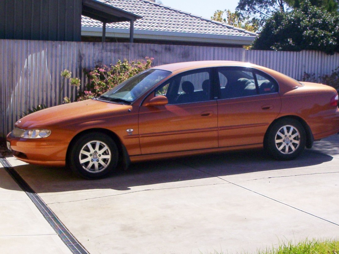 2001 Holden BERLINA