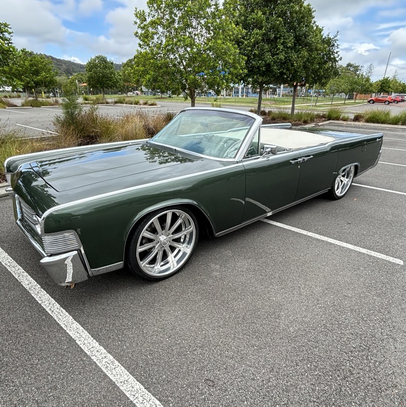 1965 Lincoln Continental