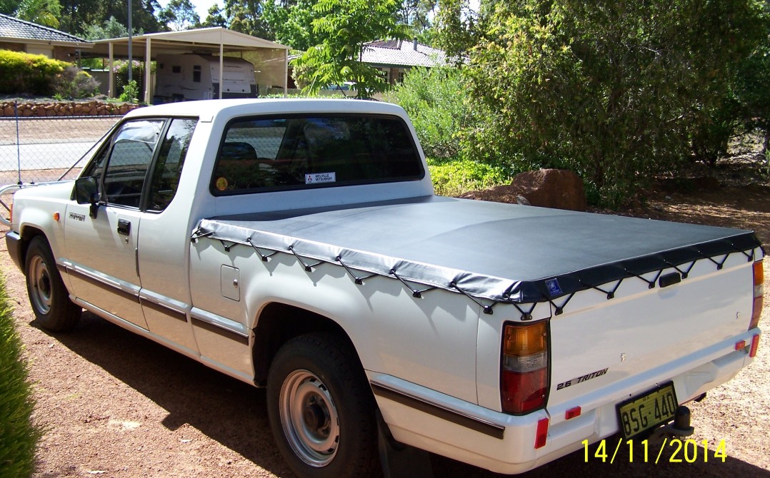 1994 Mitsy Club Cab