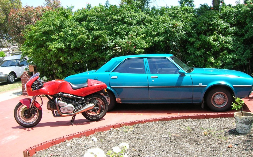 1973 Leyland P76 DELUXE