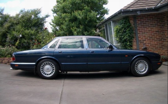 1995 Jaguar XJ12 6