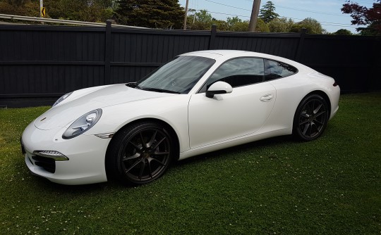 2013 Porsche 911 CARRERA