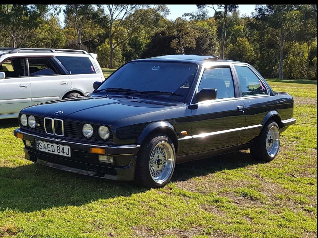 1985 BMW e30 323i