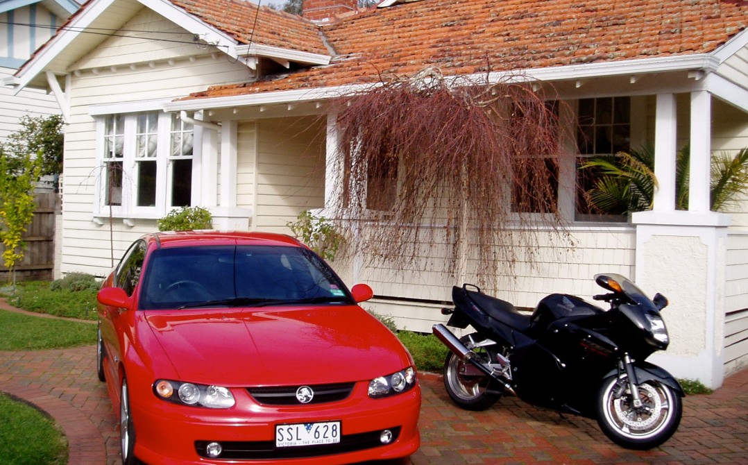 2004 Holden Monaro CV8