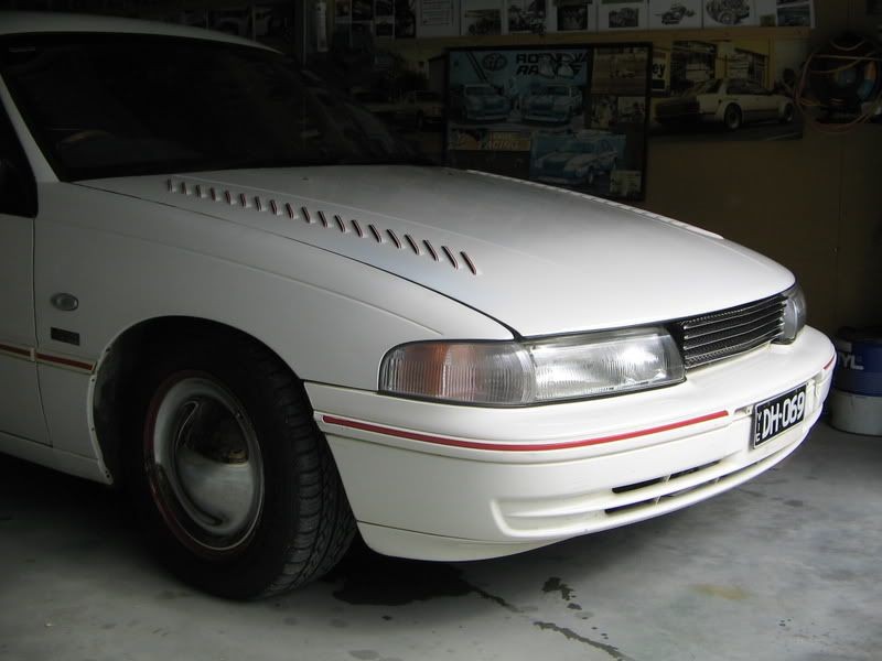 1992 Holden COMMODORE