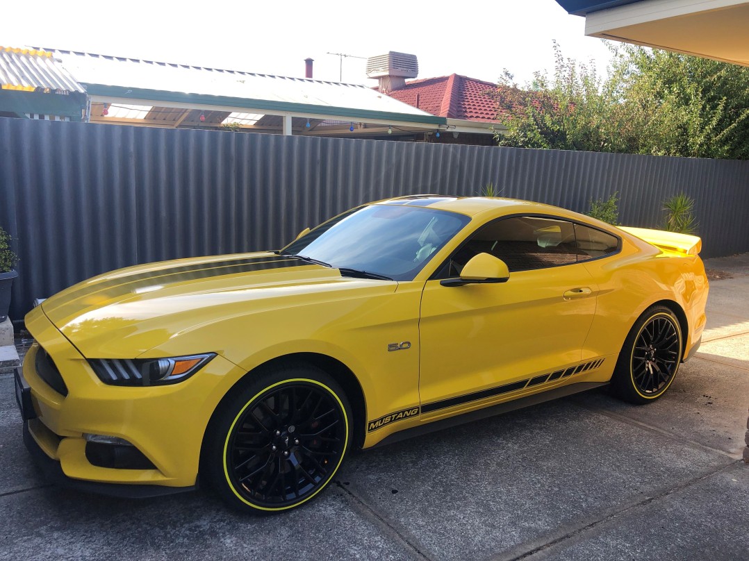 2016 Ford MUSTANG