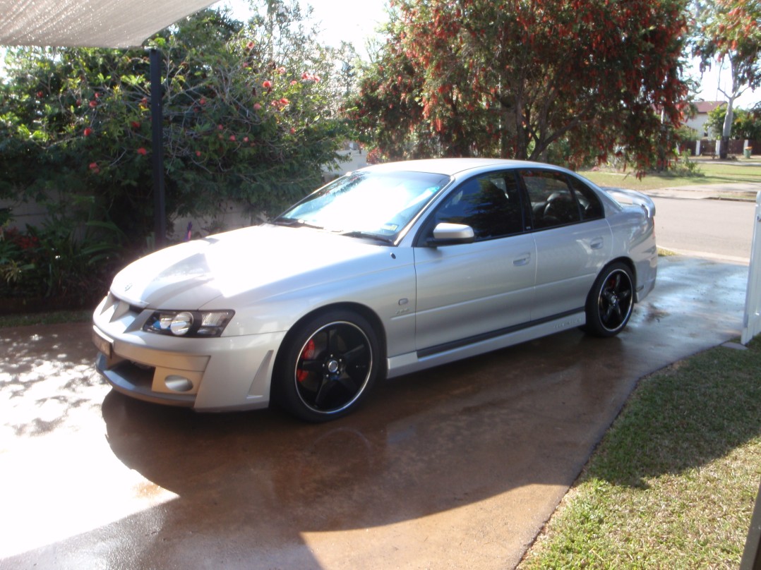 2004 Holden Special Vehicles Clubsport R8