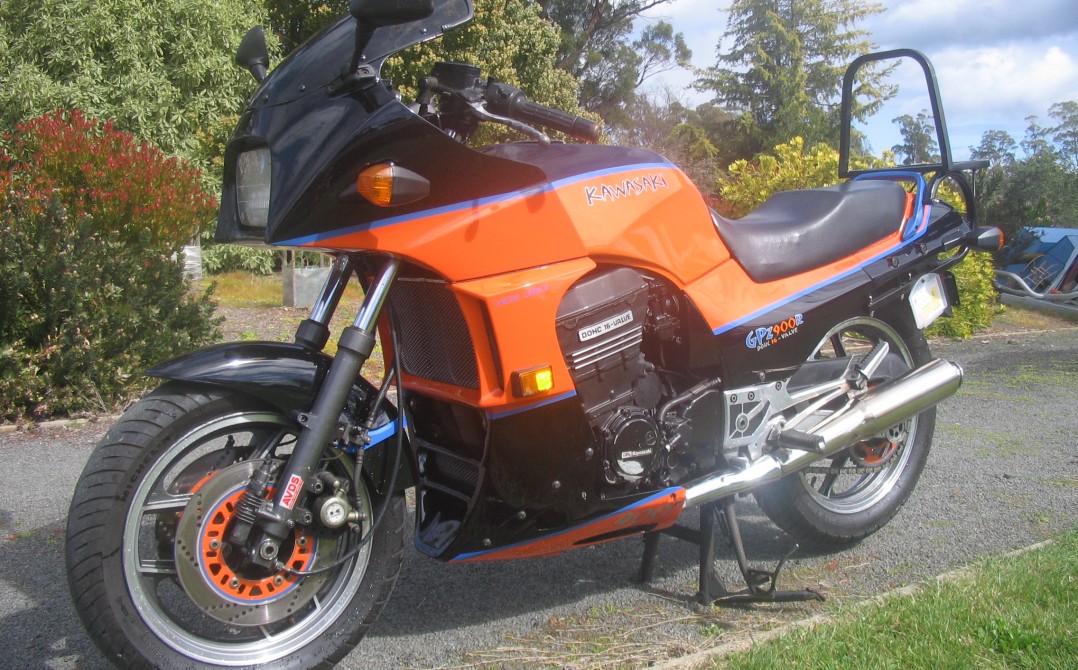 1984 Kawasaki 908cc GPZ900R (ZX900)