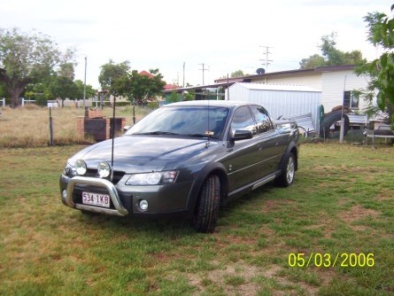 2004 Holden CREWMAN CROSS 8