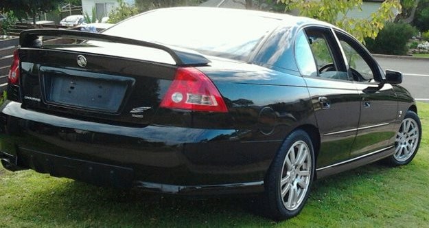 2004 Holden COMMODORE VY S