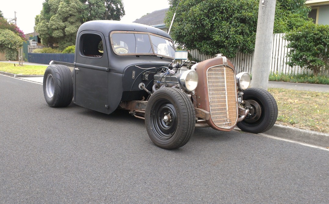 1942 International Harvester Rat