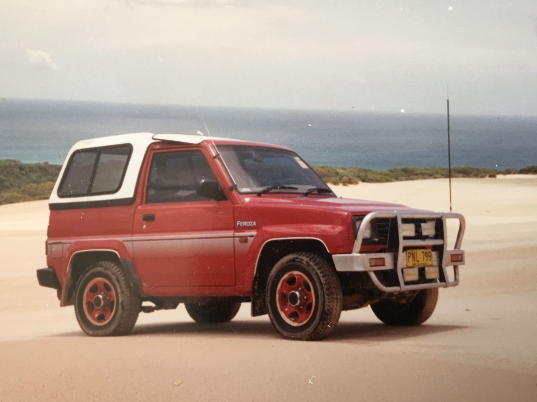 1989 Daihatsu FEROZA DX (4x4)