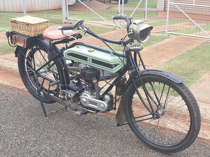 1916 Triumph H