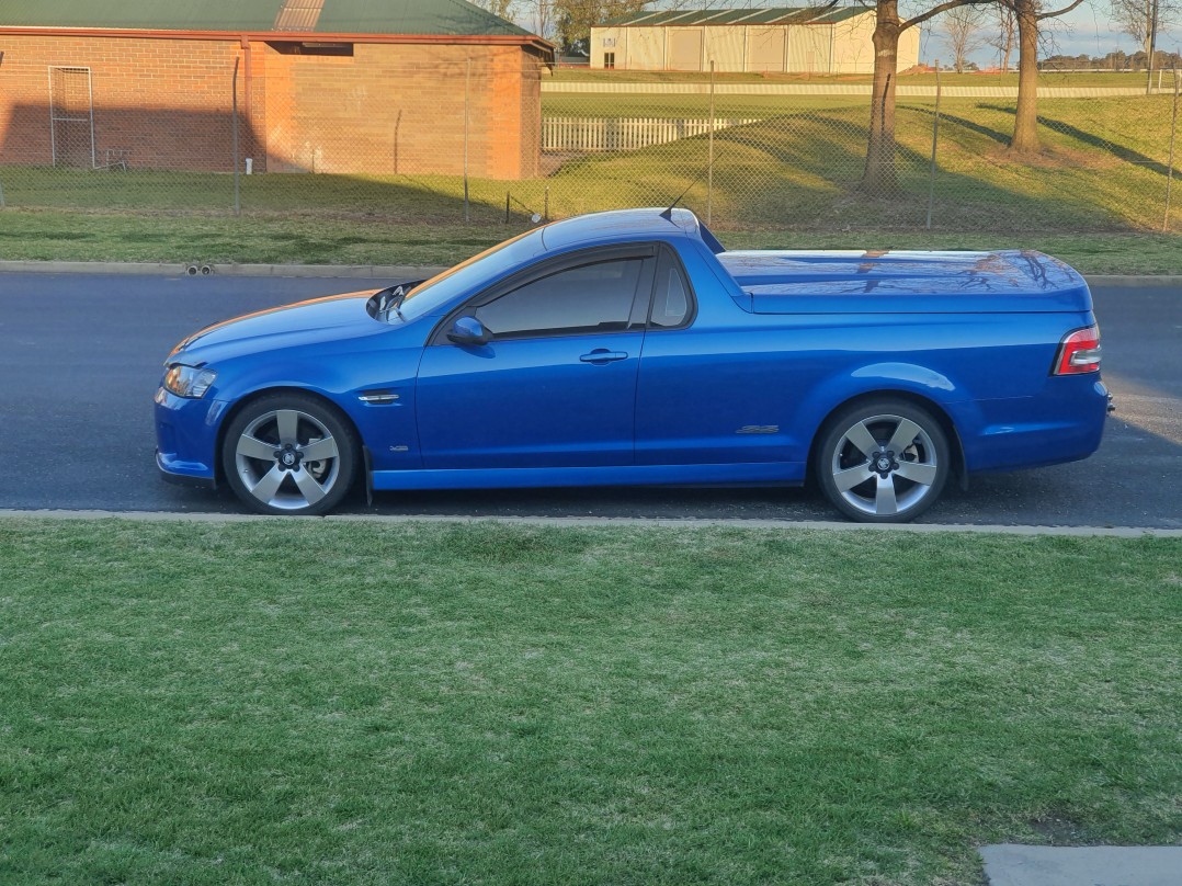 2010 Holden SSV