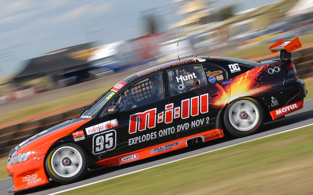 2003 Holden Commodore VY GRM 05