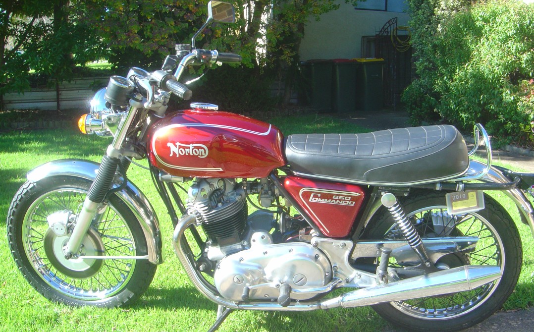 1975 Norton MKIII Commando