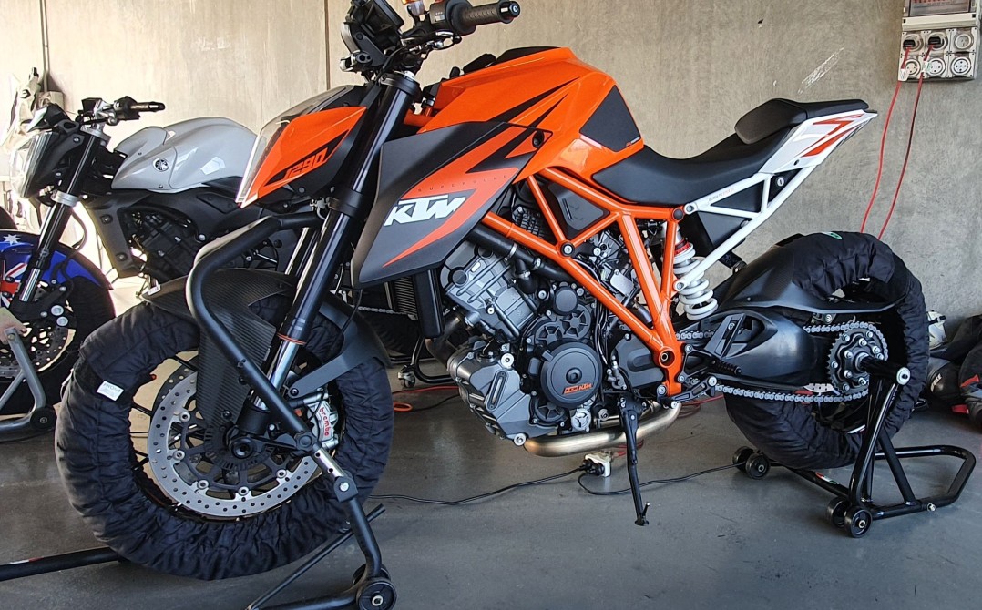 2015 KTM Super Duke 1290