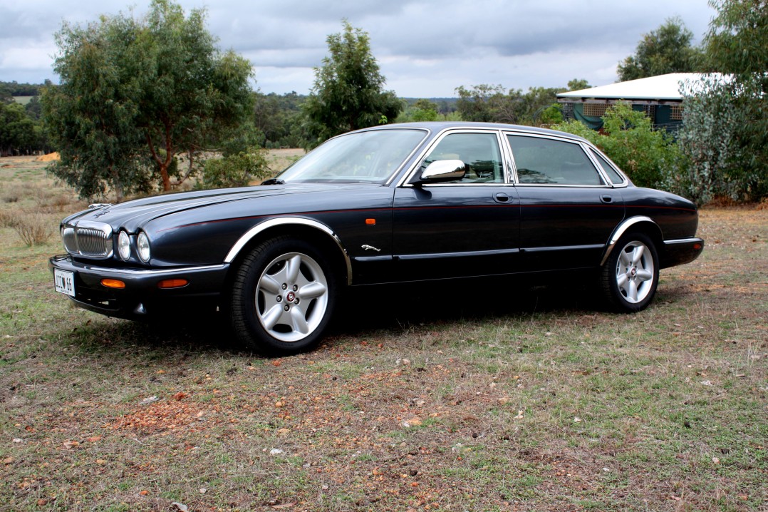 1998 Jaguar LWB X308 Sovereign