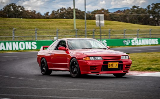 1990 Nissan SKYLINE