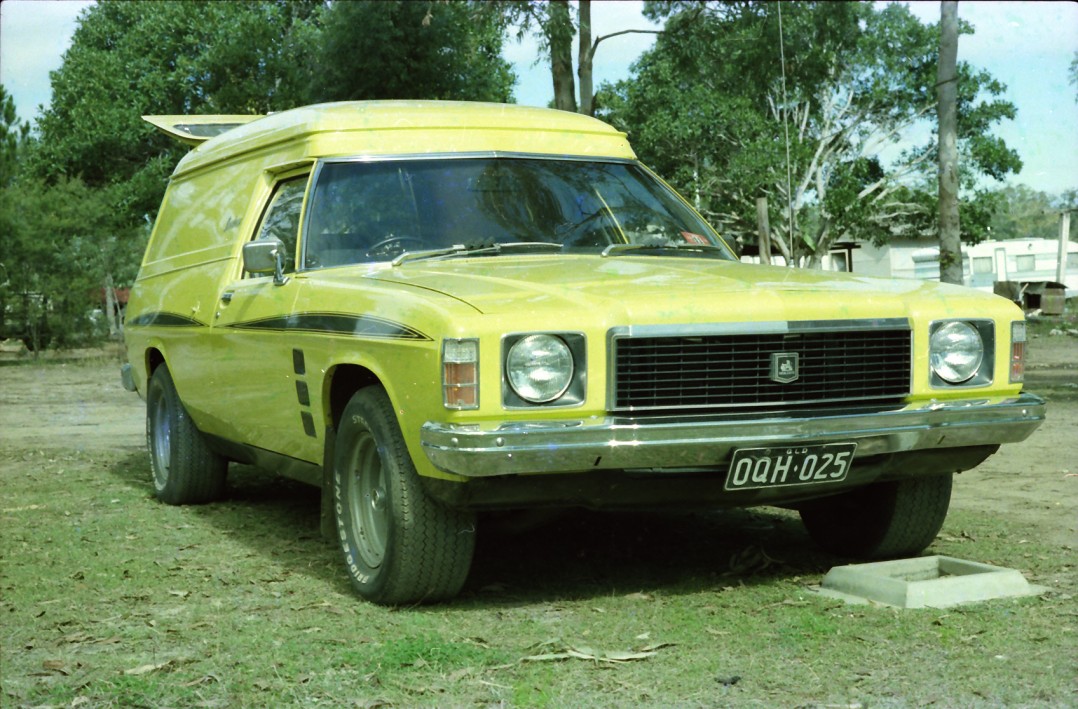 1975 Holden HJ Sandman Panel Van