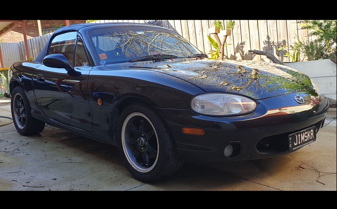 2000 Mazda MX5