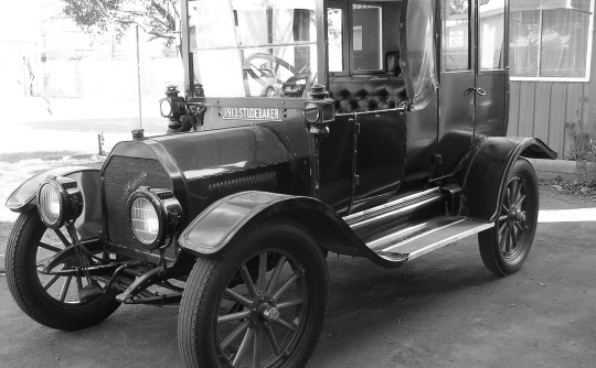 1913 Studebaker SA Four Town Car.