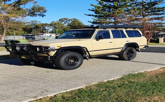 1989 Toyota LANDCRUISER (4x4)