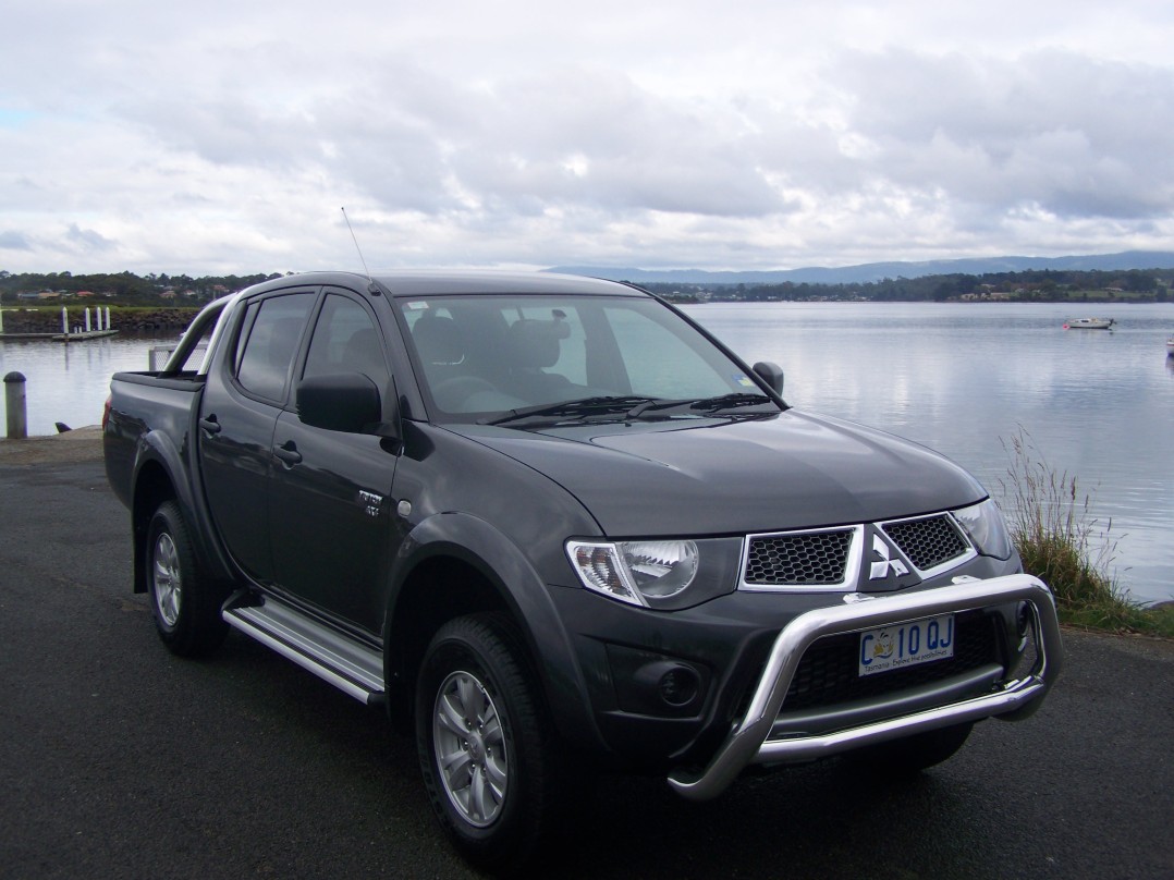 2012 Mitsubishi TRITON (4x4)